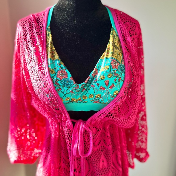 Hot Pink Lace Coverup w/ drawstring  *Mint Condition* - Picture 2 of 4